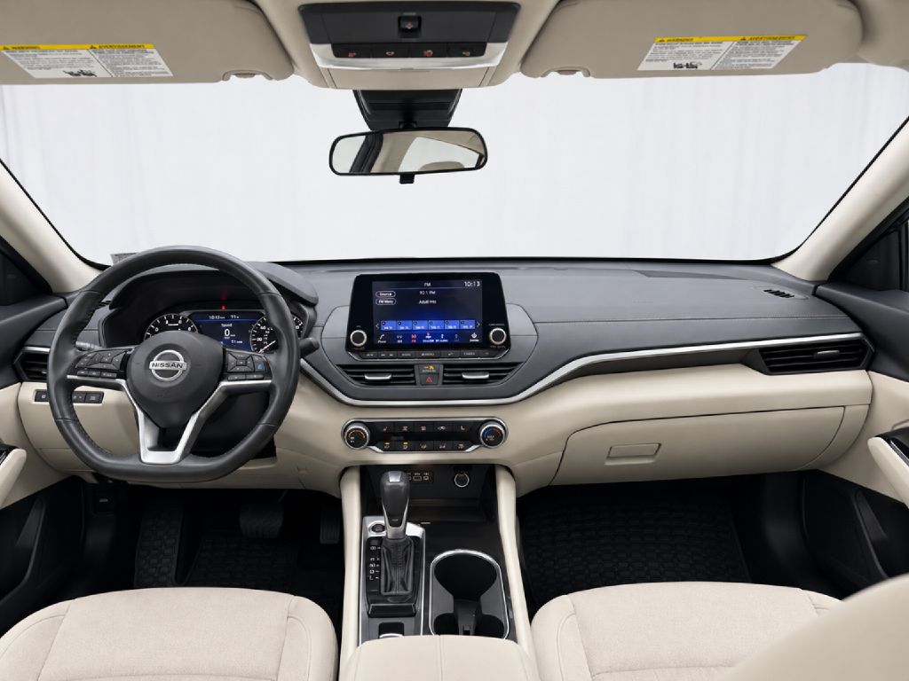 Photo 25 of this NISSAN ALTIMA