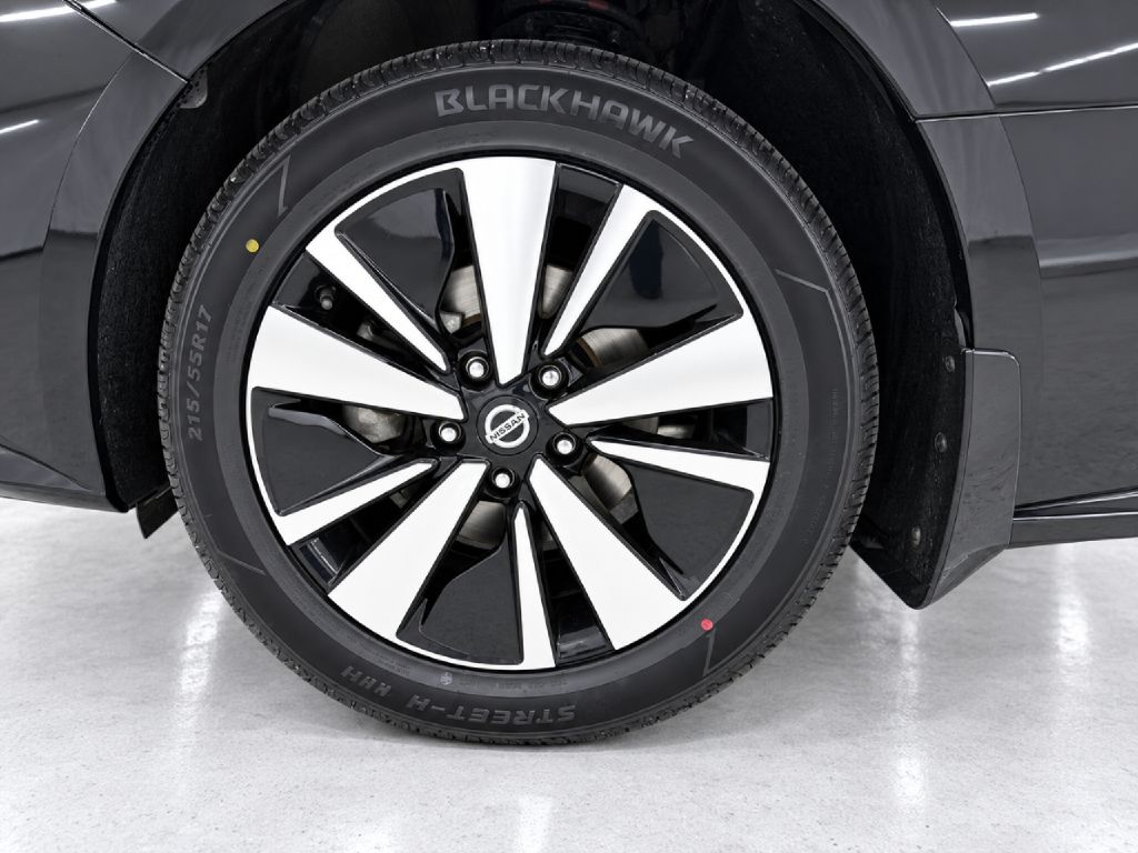 Photo 29 of this NISSAN ALTIMA