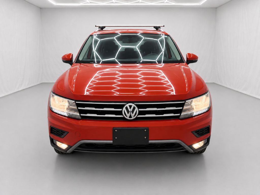 Photo 8 of this VOLKSWAGEN TIGUAN