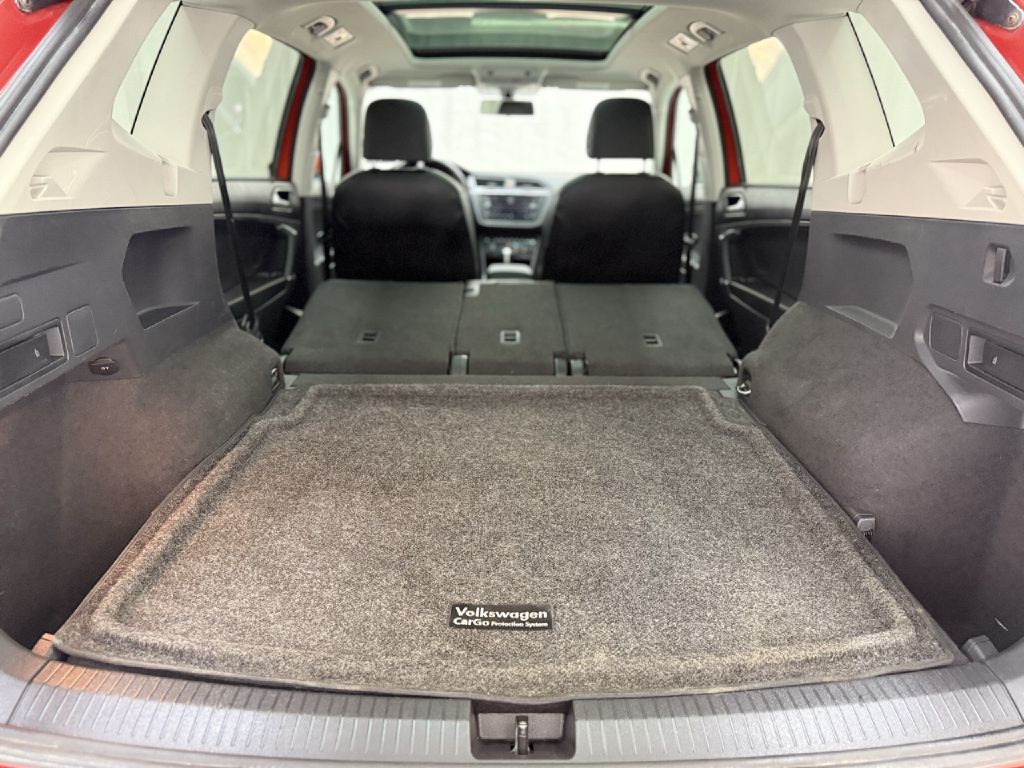Photo 27 of this VOLKSWAGEN TIGUAN