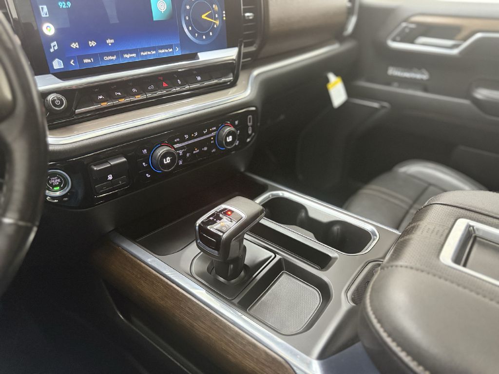 Photo 20 of this CHEVROLET SILVERADO 1500