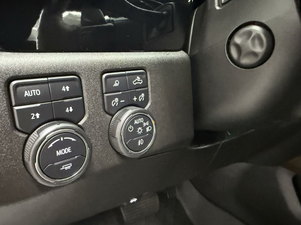 Photo 22 of this CHEVROLET SILVERADO 1500