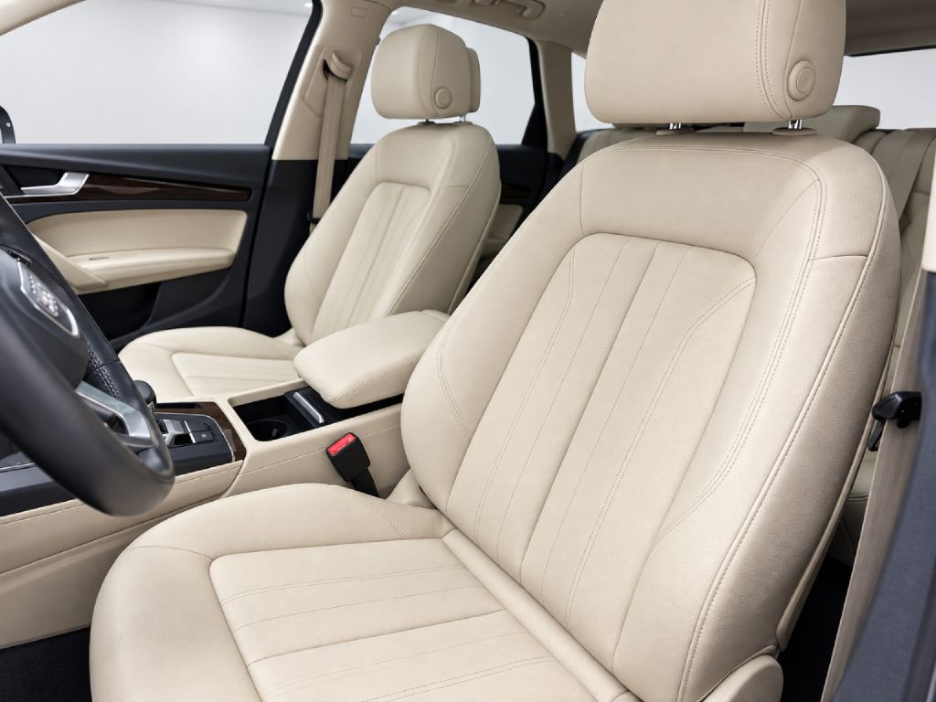 Photo 9 of this AUDI Q5