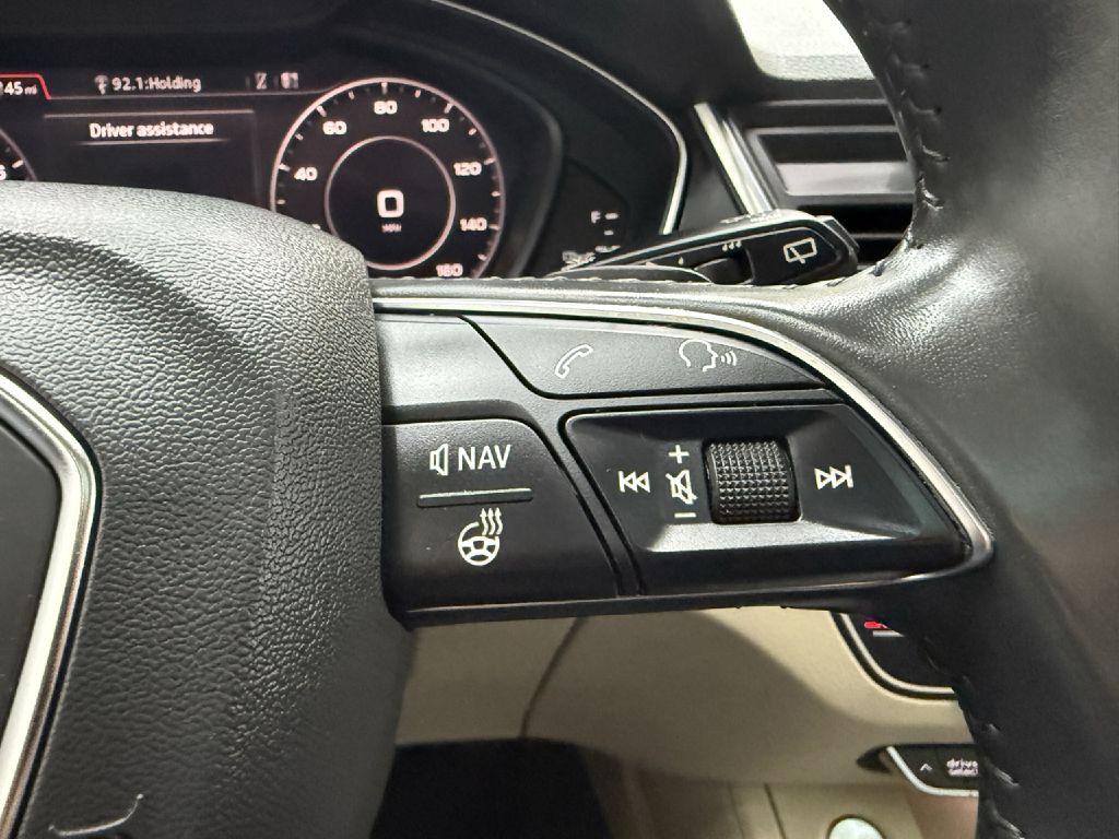 Photo 16 of this AUDI Q5