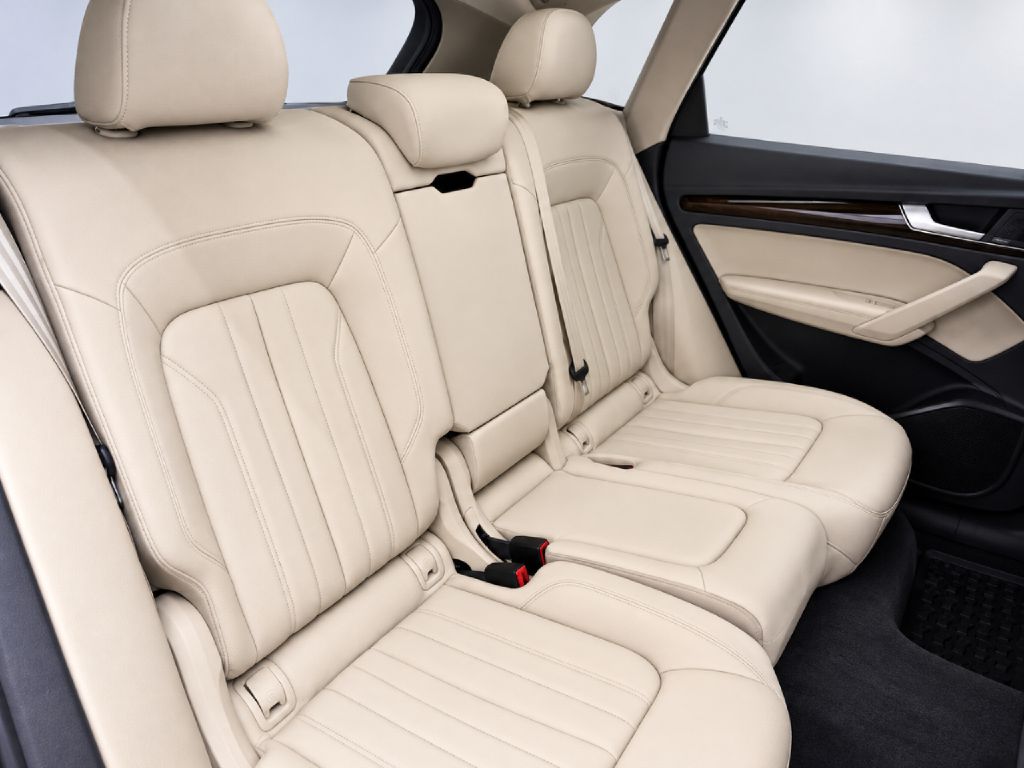 Photo 25 of this AUDI Q5