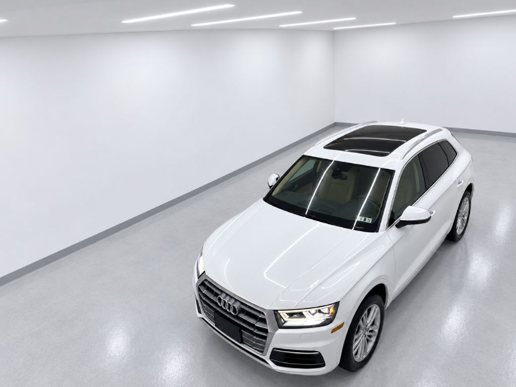 Photo 36 of this AUDI Q5