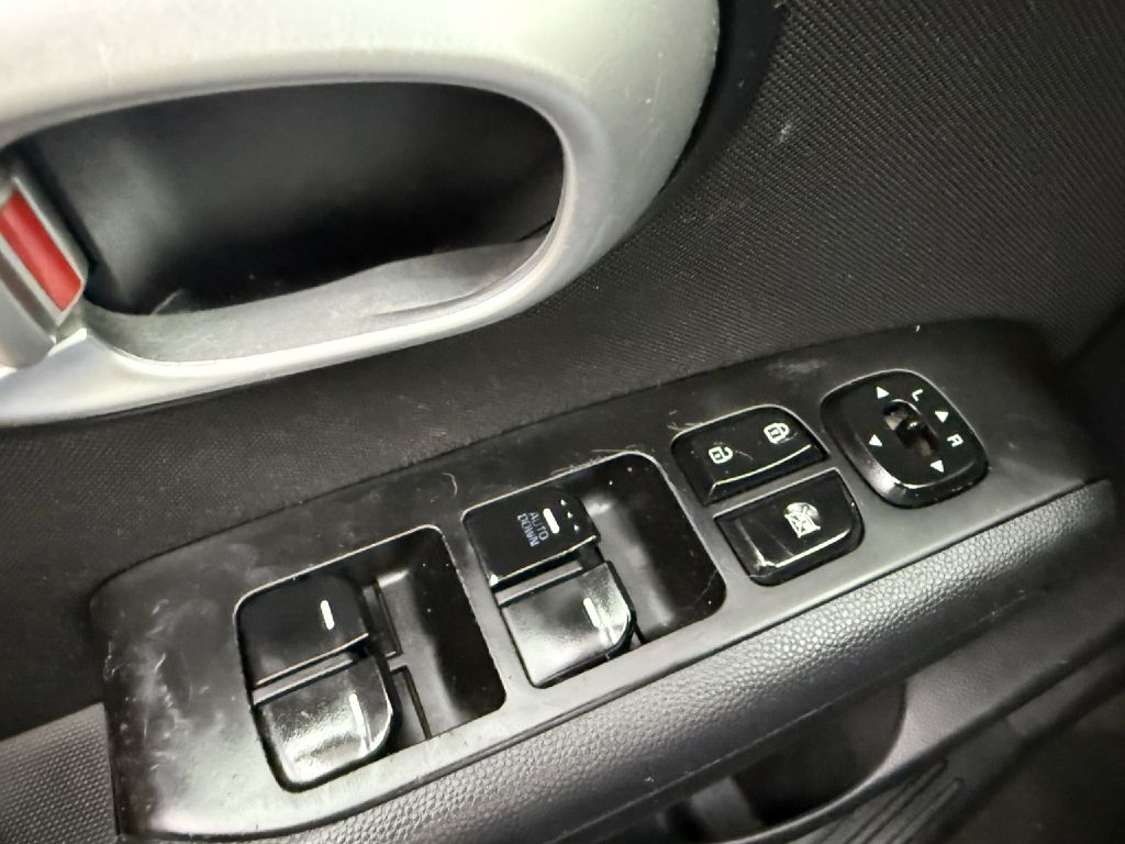 Photo 10 of this KIA SOUL