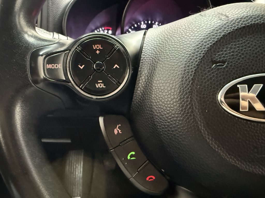 Photo 12 of this KIA SOUL