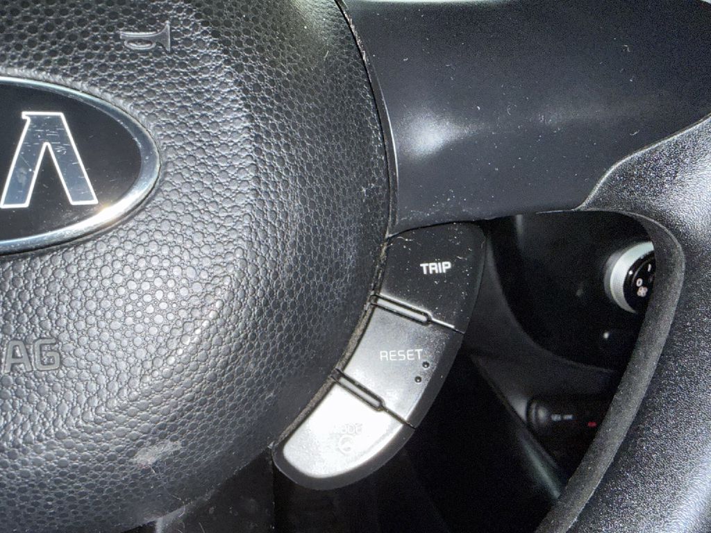 Photo 13 of this KIA SOUL