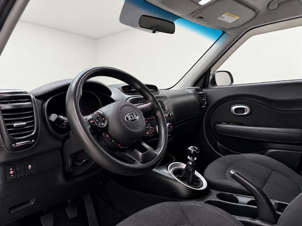 Photo 35 of this KIA SOUL