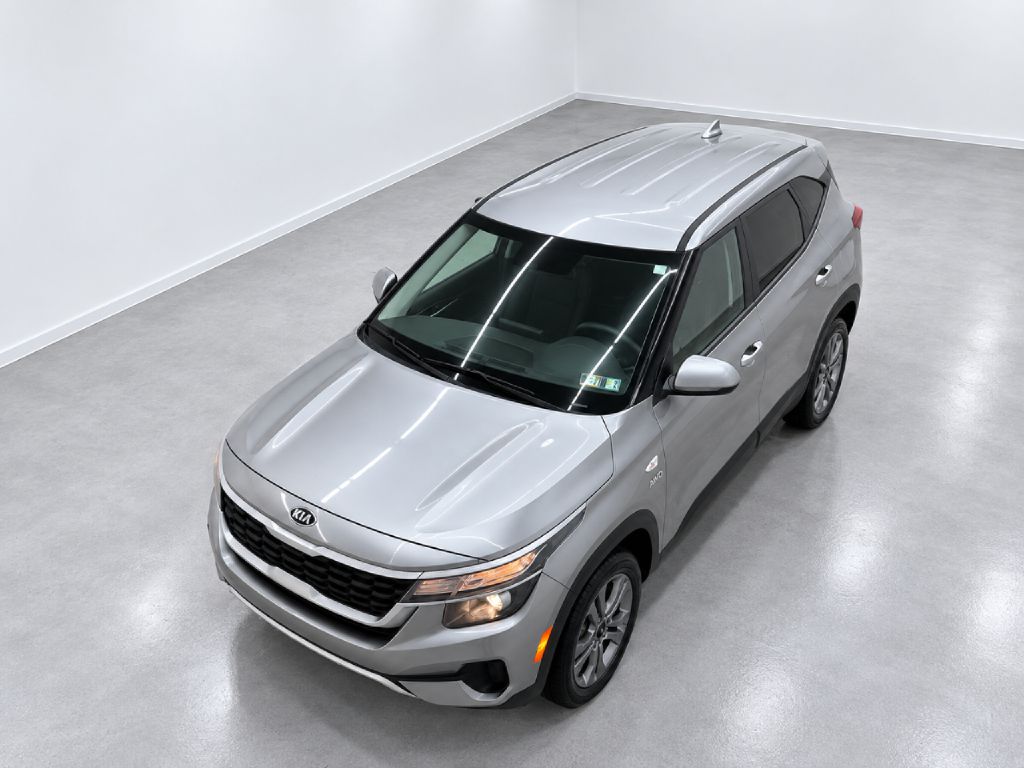 Photo 31 of this KIA SELTOS