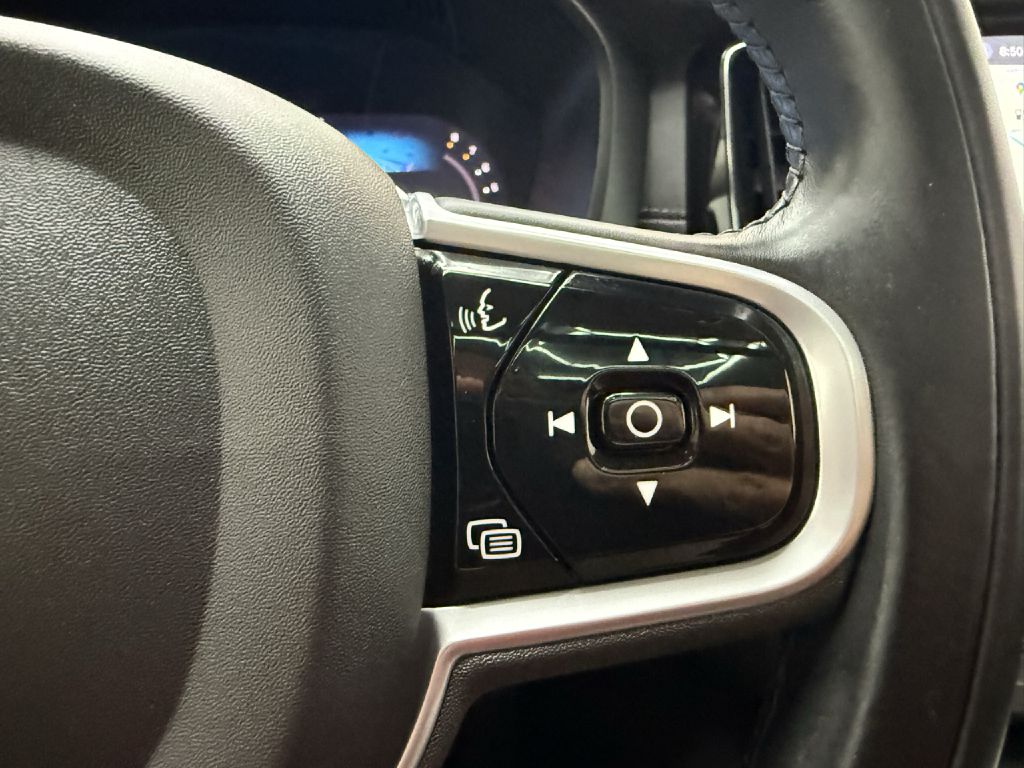 Photo 15 of this VOLVO XC60