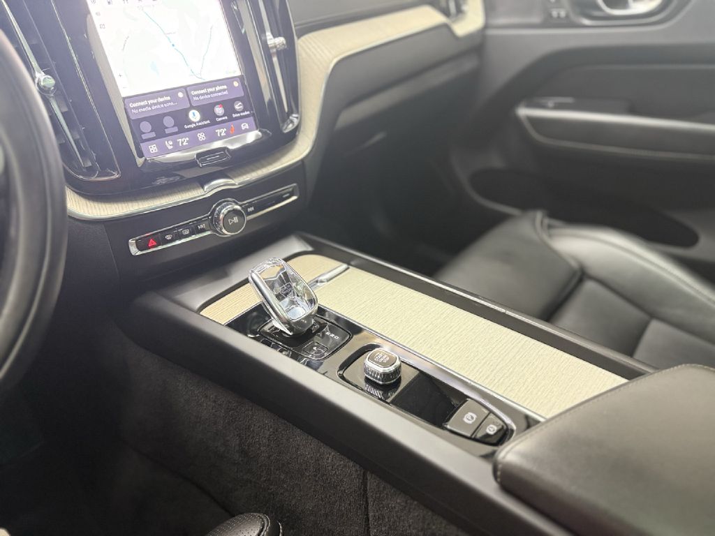 Photo 20 of this VOLVO XC60