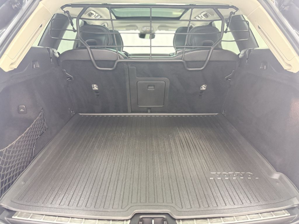 Photo 26 of this VOLVO XC60