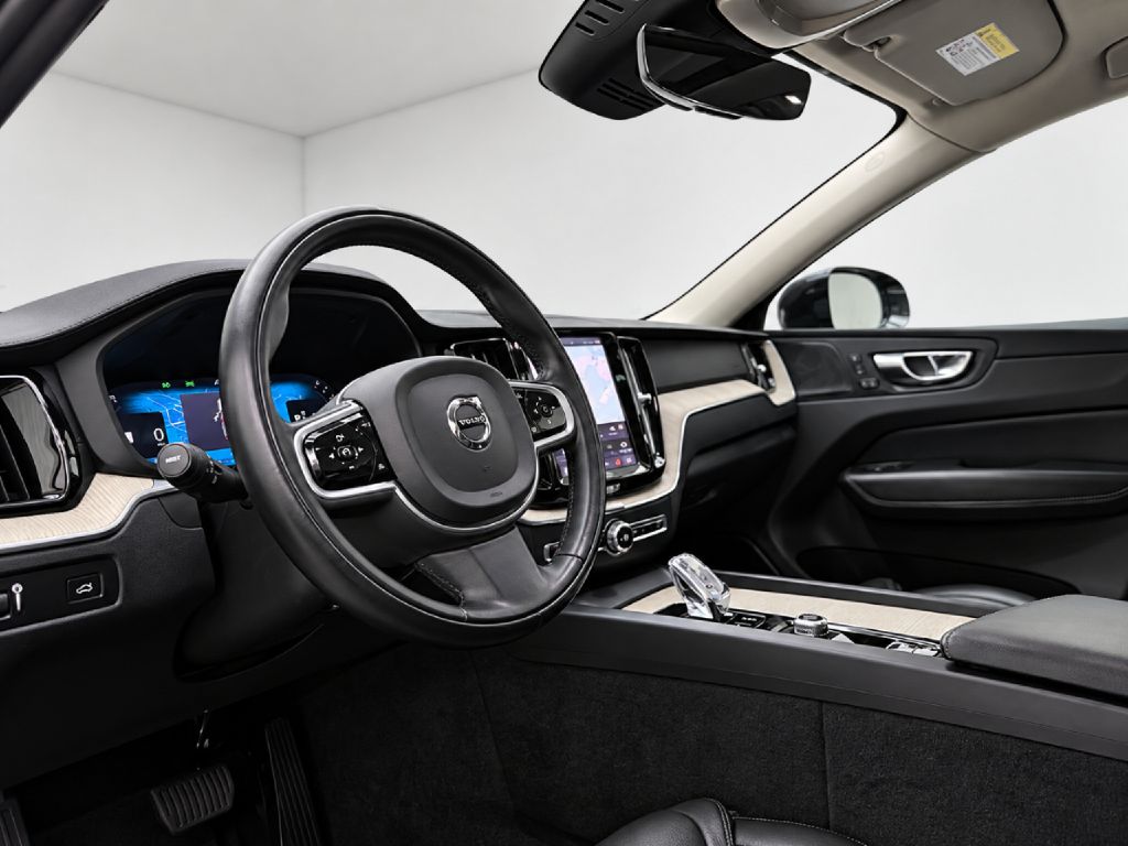 Photo 42 of this VOLVO XC60