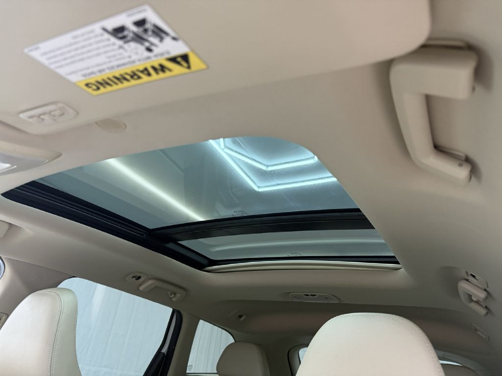 Photo 11 of this VOLVO XC60