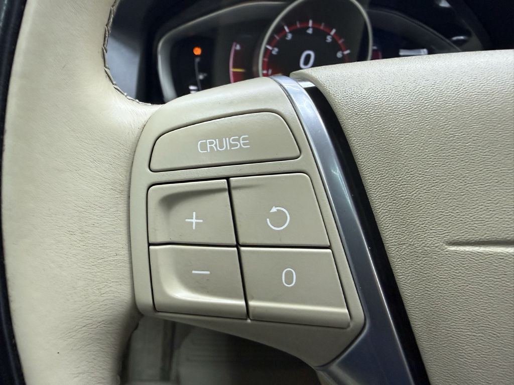 Photo 14 of this VOLVO XC60