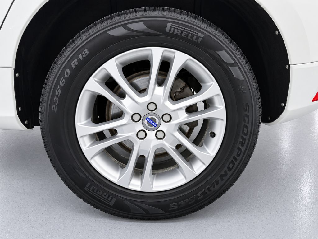 Photo 32 of this VOLVO XC60