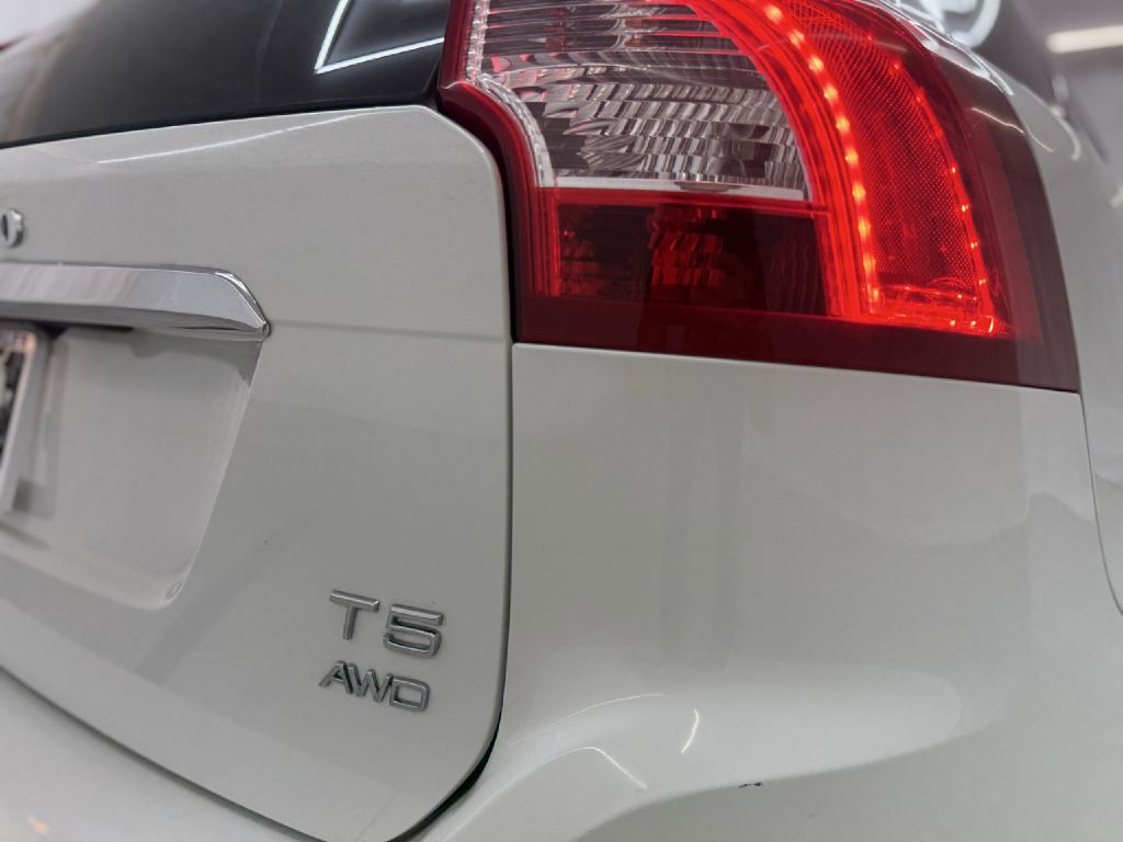 Photo 39 of this VOLVO XC60