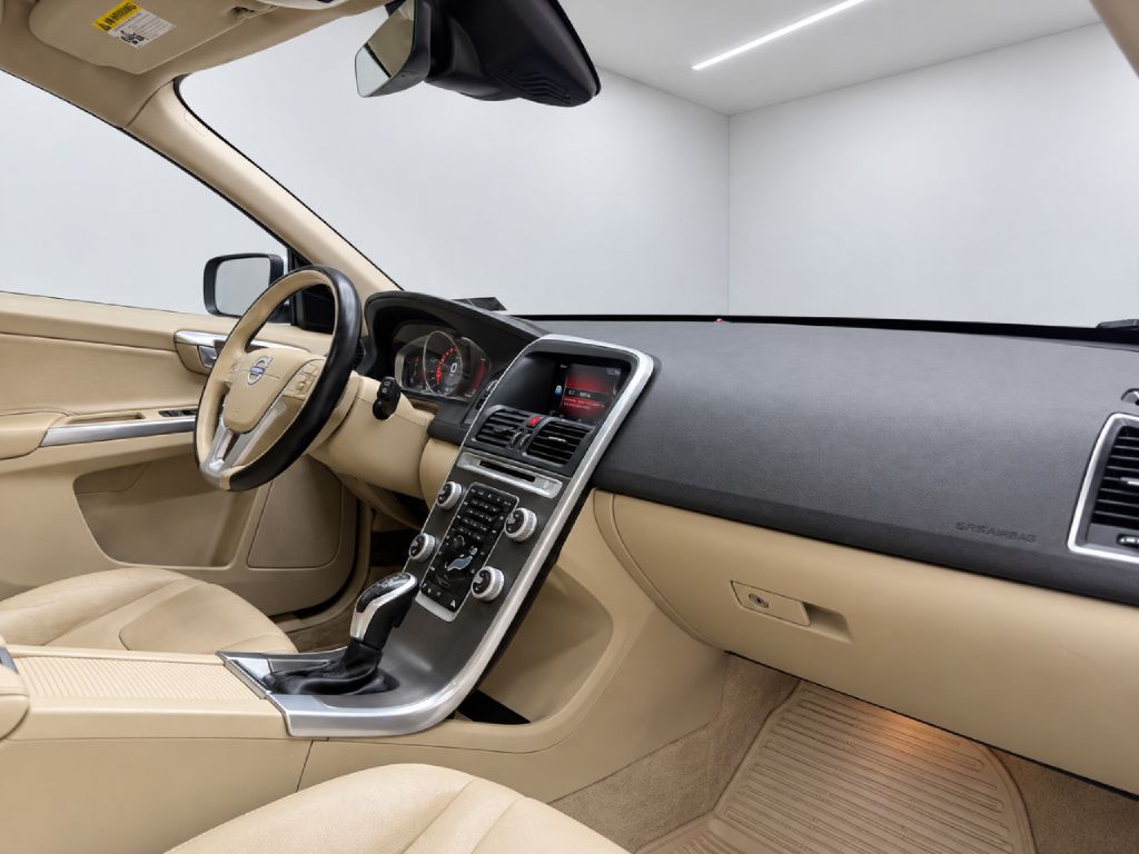 Photo 40 of this VOLVO XC60