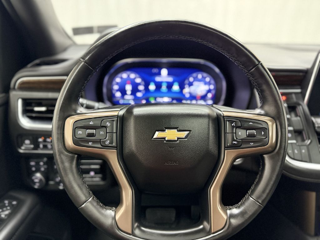 Photo 13 of this CHEVROLET TAHOE