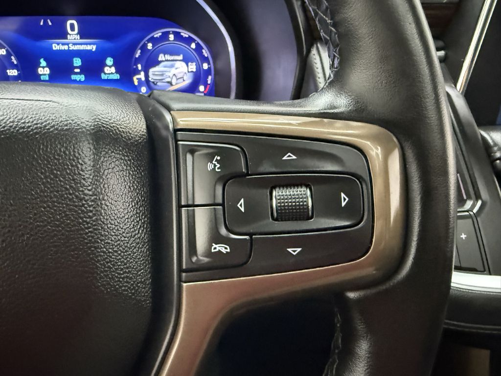 Photo 15 of this CHEVROLET TAHOE