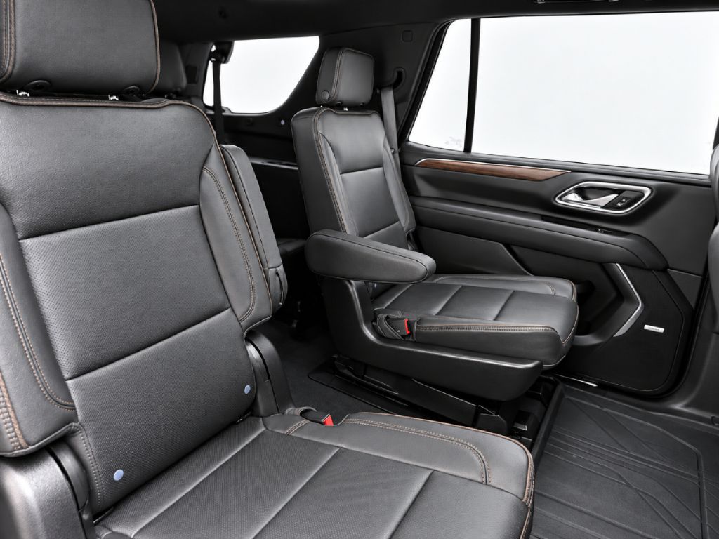 Photo 25 of this CHEVROLET TAHOE