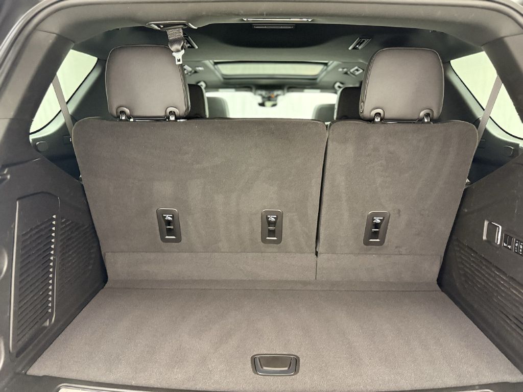 Photo 29 of this CHEVROLET TAHOE