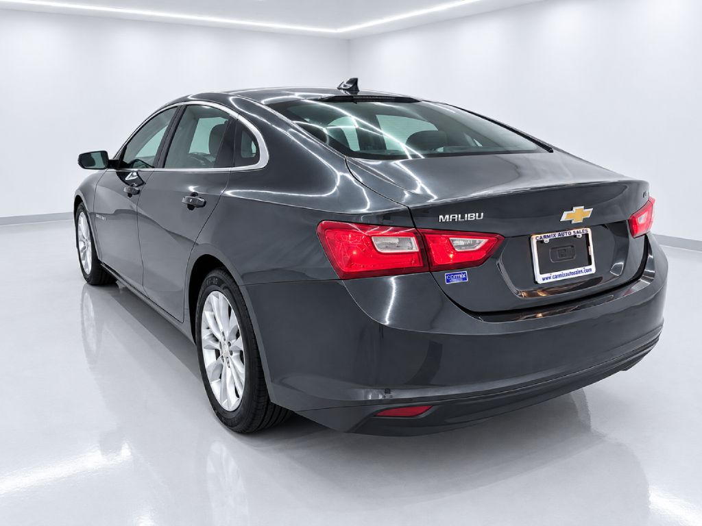 Photo 5 of this CHEVROLET MALIBU