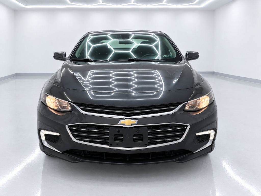 Photo 8 of this CHEVROLET MALIBU