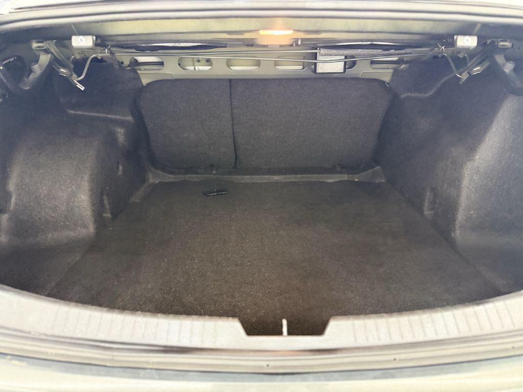 Photo 24 of this CHEVROLET MALIBU