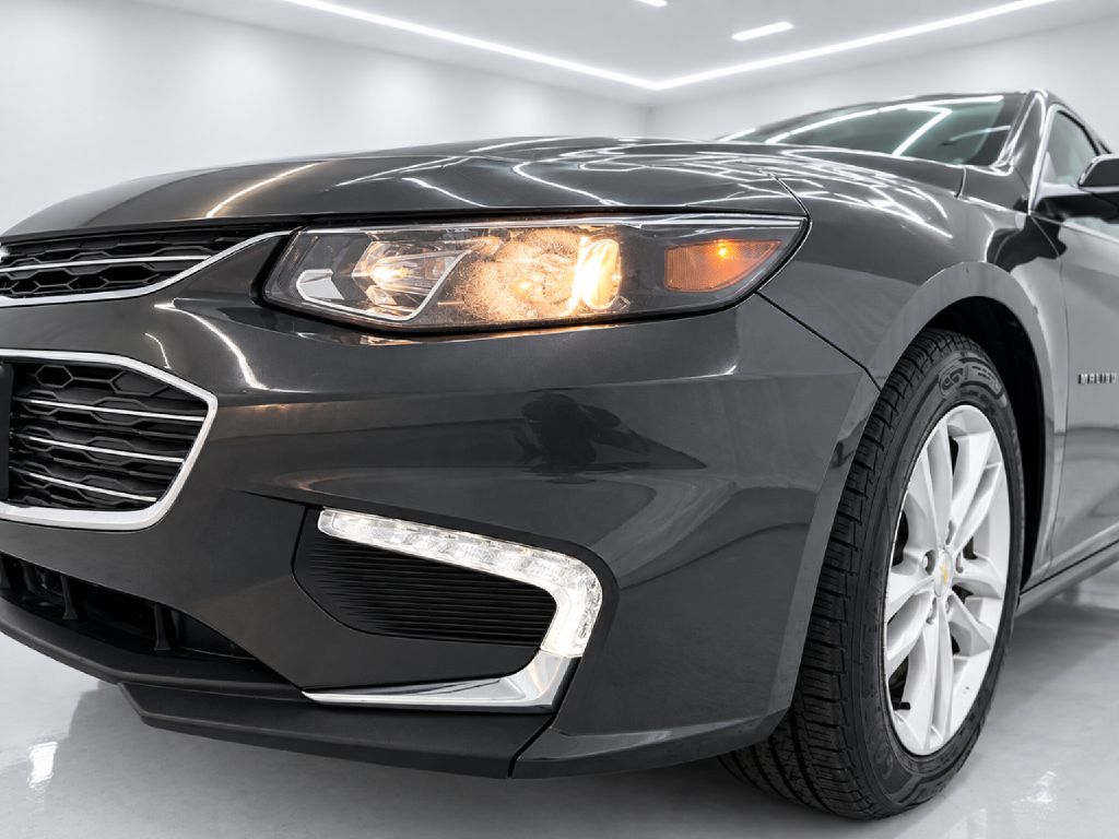 Photo 34 of this CHEVROLET MALIBU