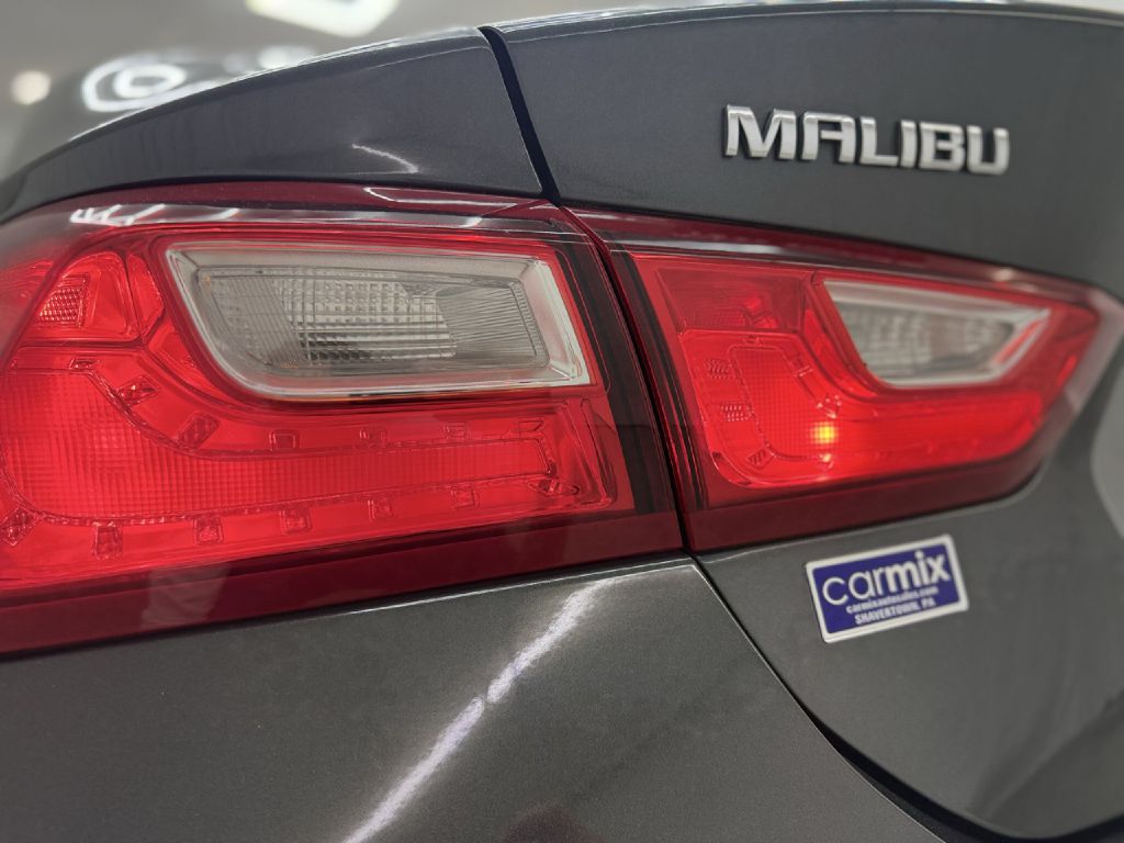 Photo 36 of this CHEVROLET MALIBU