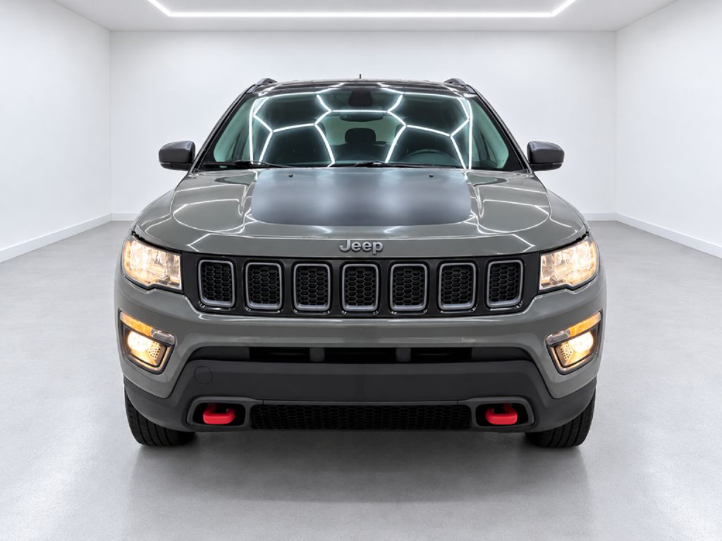 Photo 8 of this JEEP COMPASS
