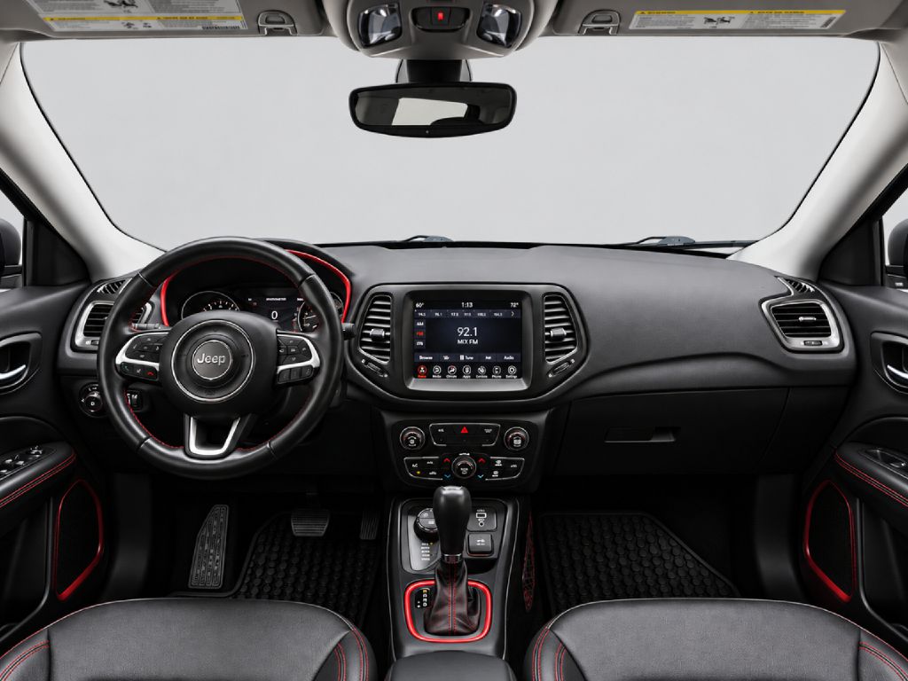 Photo 25 of this JEEP COMPASS