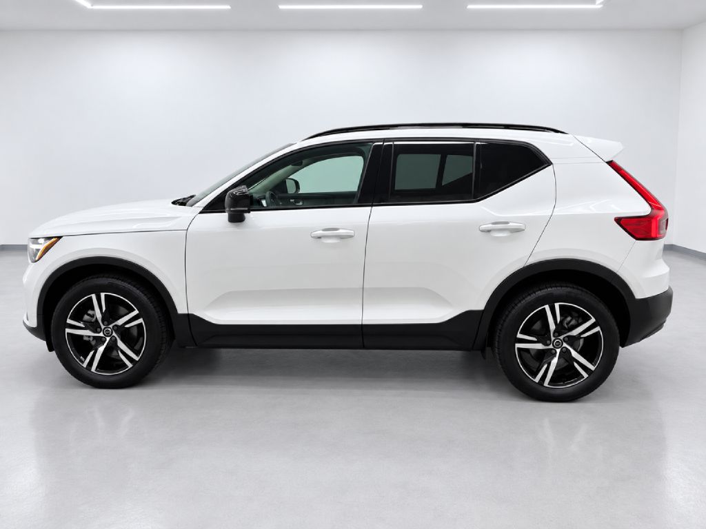 Photo 6 of this VOLVO XC40