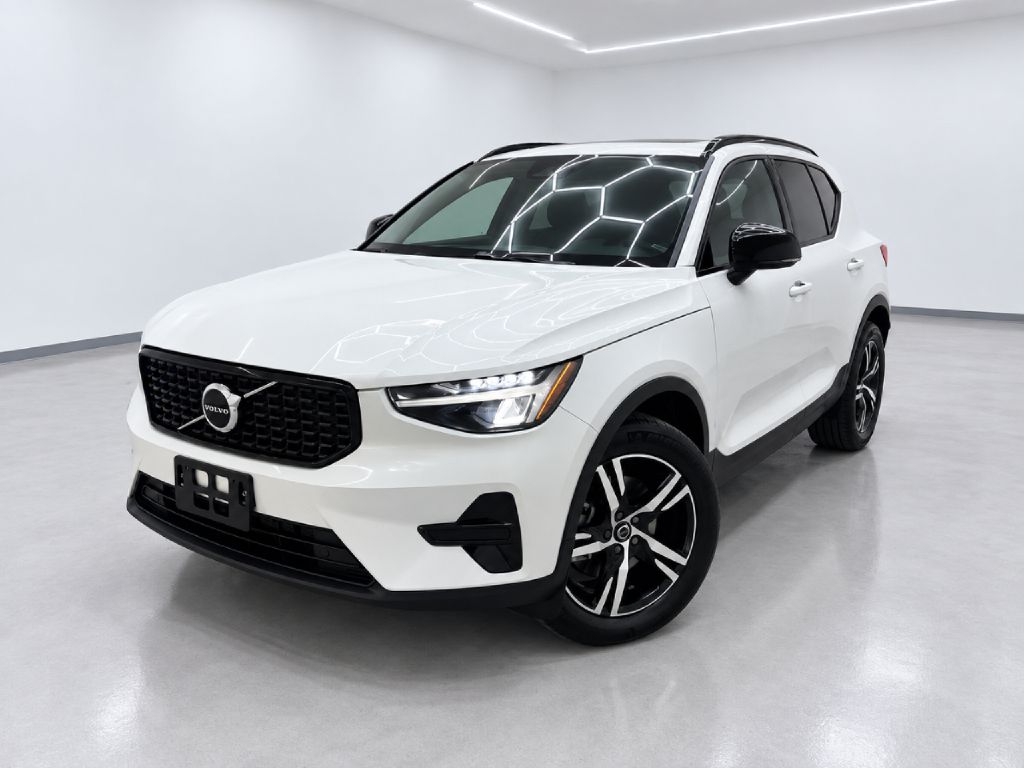 Photo 7 of this VOLVO XC40