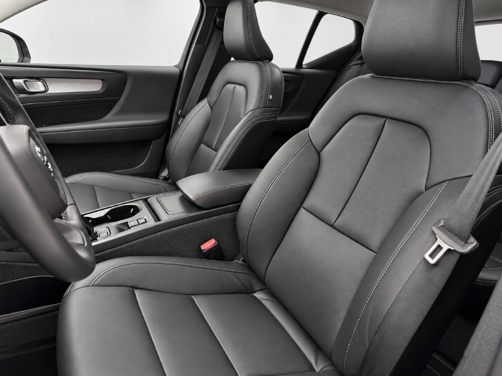 Photo 9 of this VOLVO XC40