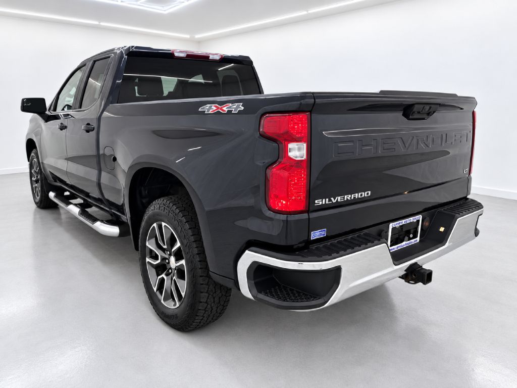 Photo 5 of this CHEVROLET SILVERADO 1500