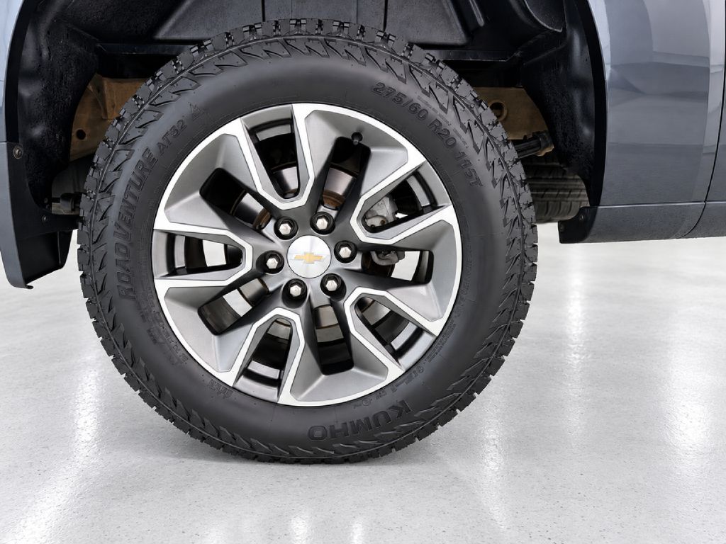 Photo 28 of this CHEVROLET SILVERADO 1500