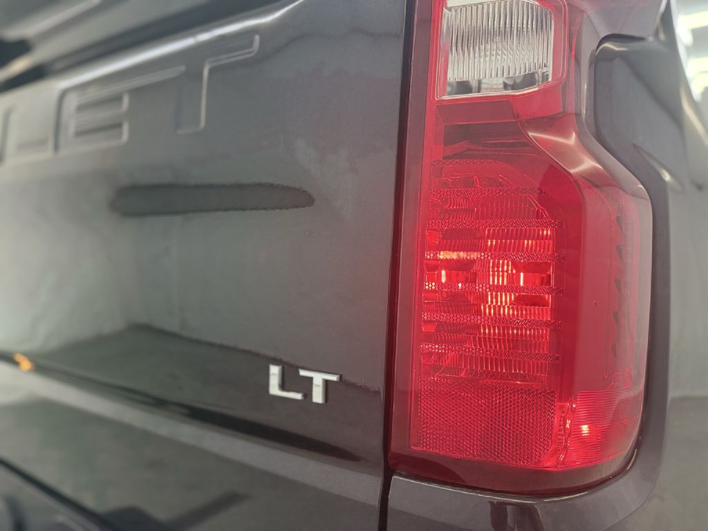 Photo 35 of this CHEVROLET SILVERADO 1500