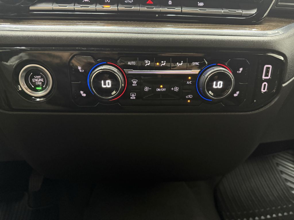 Photo 19 of this CHEVROLET SILVERADO 1500