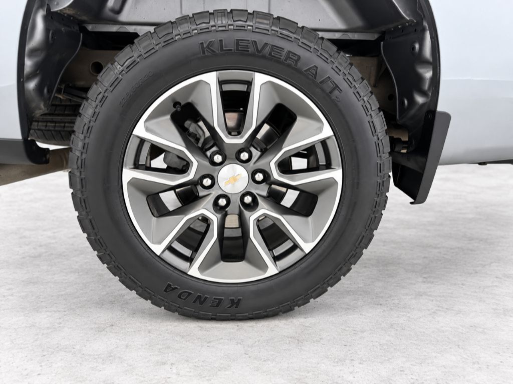 Photo 30 of this CHEVROLET SILVERADO 1500