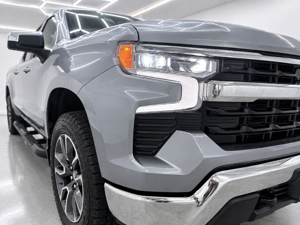 Photo 35 of this CHEVROLET SILVERADO 1500