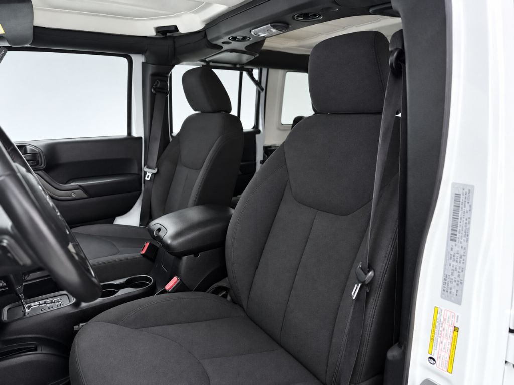 Photo 9 of this JEEP WRANGLER UNLIMI