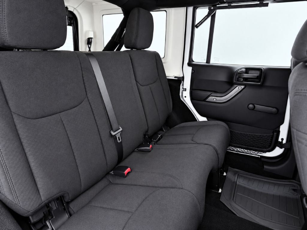 Photo 19 of this JEEP WRANGLER UNLIMI