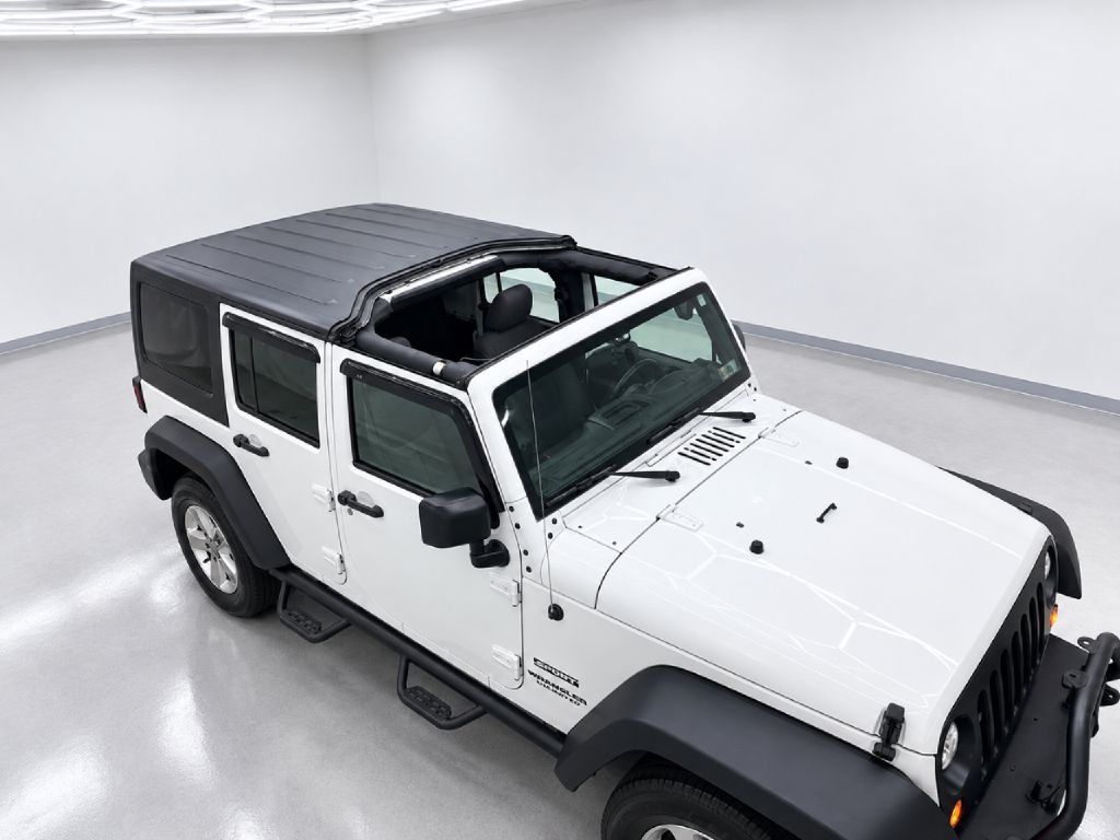 Photo 31 of this JEEP WRANGLER UNLIMI