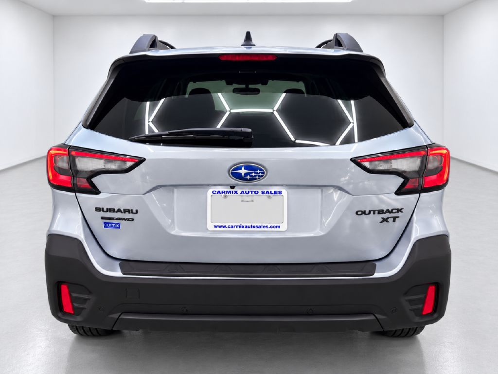 Photo 4 of this SUBARU OUTBACK