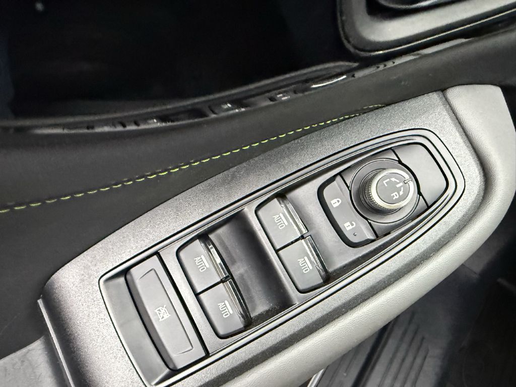 Photo 12 of this SUBARU OUTBACK