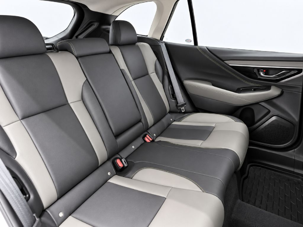Photo 21 of this SUBARU OUTBACK